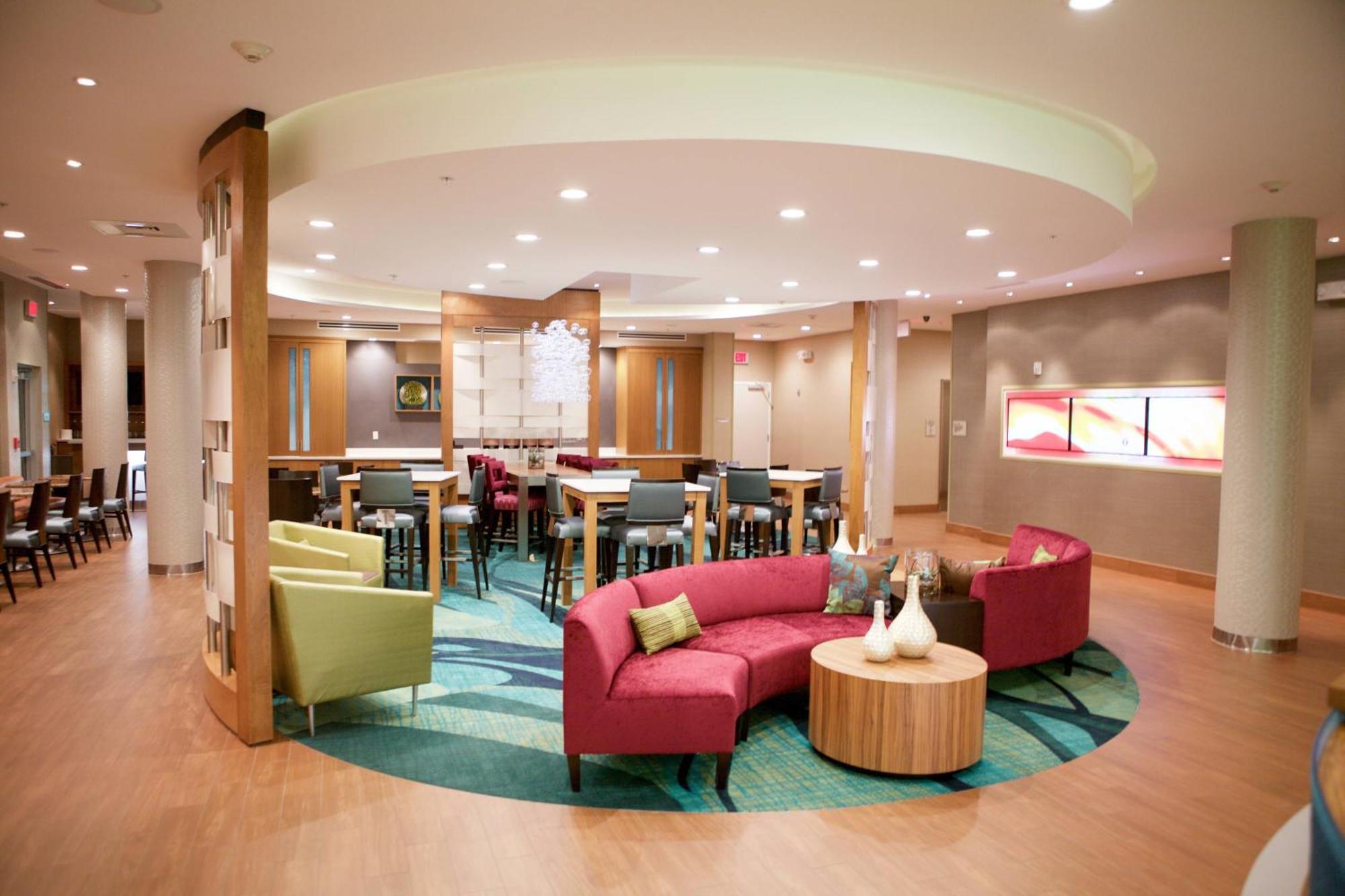 Springhill Suites By Marriott Wichita Airport Extérieur photo