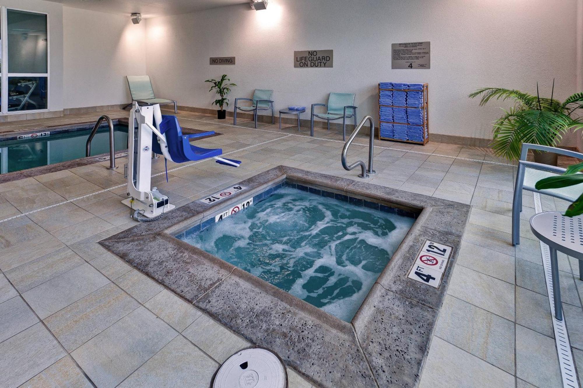 Springhill Suites By Marriott Wichita Airport Extérieur photo