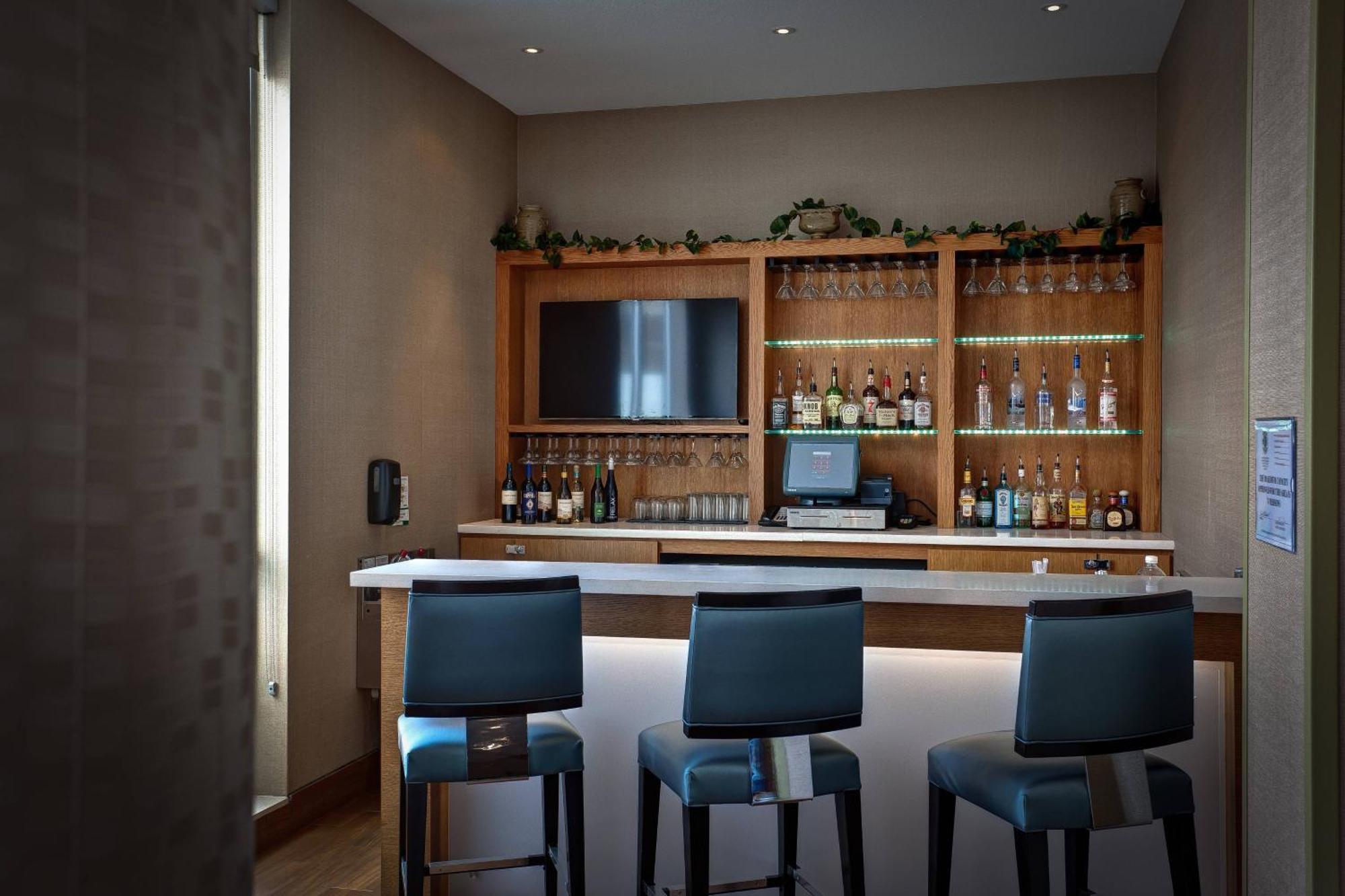 Springhill Suites By Marriott Wichita Airport Extérieur photo