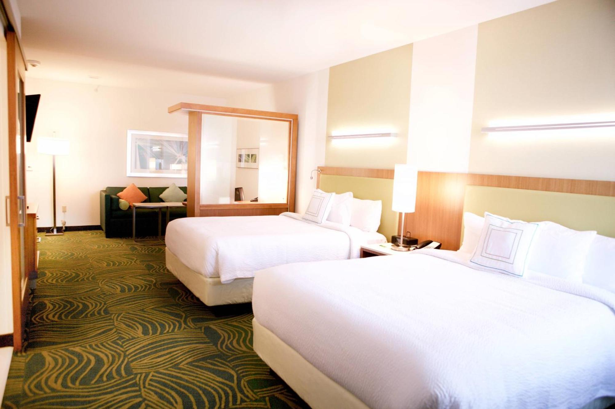 Springhill Suites By Marriott Wichita Airport Extérieur photo