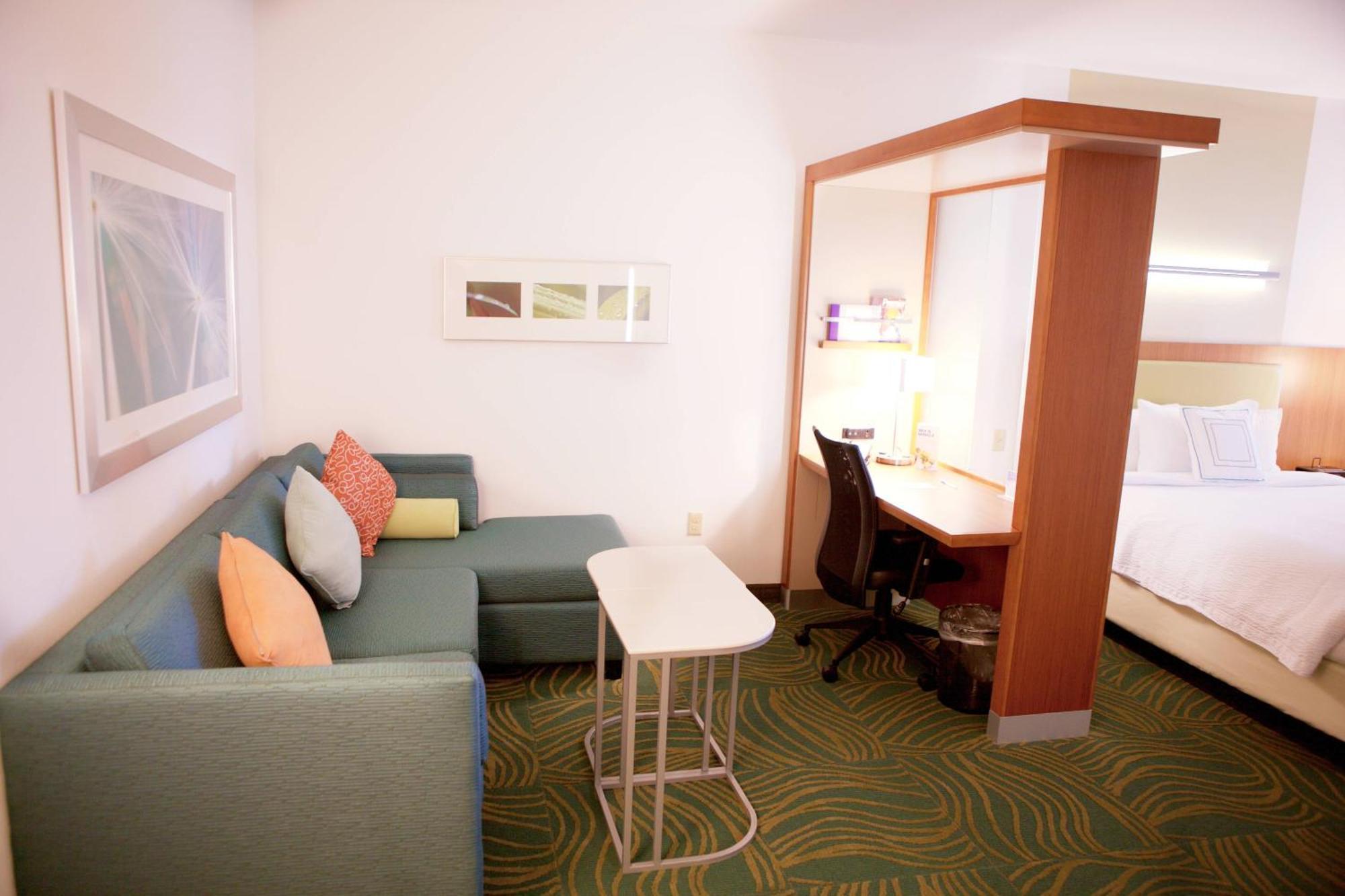 Springhill Suites By Marriott Wichita Airport Extérieur photo